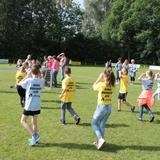 Veel sfeer en mooi weer tijdens Kinderspelen Volksfeest Bredevoort.